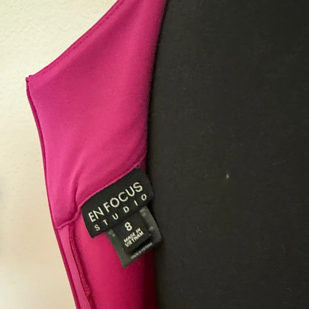 Strapless Magenta Dress 
Can be worn for formal or semi formal - Picture 5 of 5